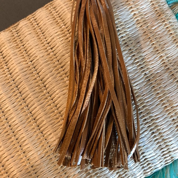 NWT CUTEST Hobo Wristlet/Clutch - Picture 4 of 12